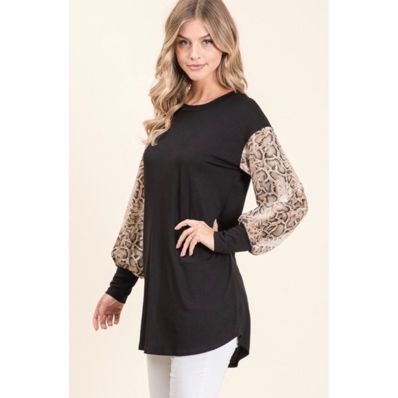 Black Snake Print Long Sleeve Blouse Top - Picture 2 of 6